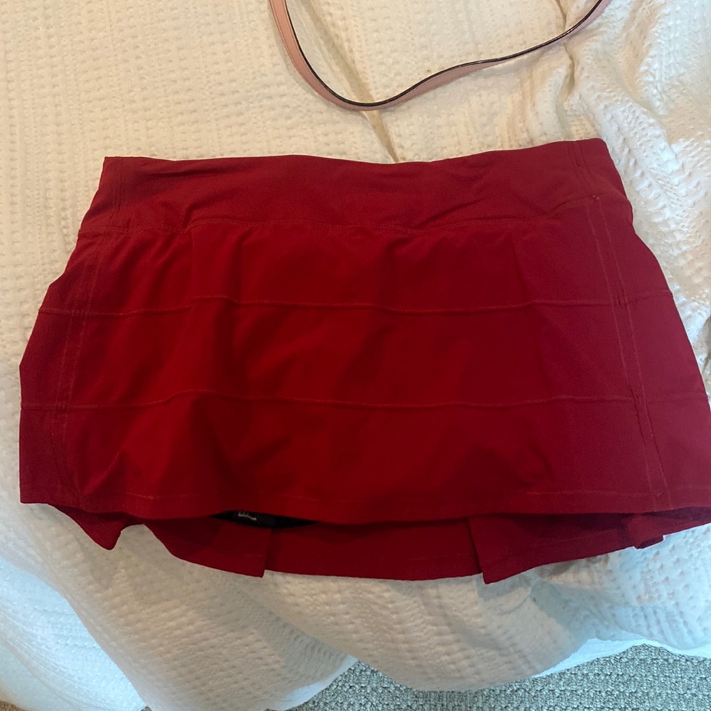 Red lululemom tennis skirt